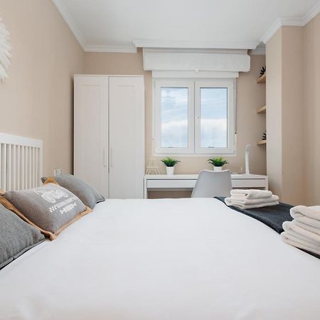 In The Historic Center Of Malaga, Very Close To The Beach And The Ave Train Station, With Private Parking Extérieur photo