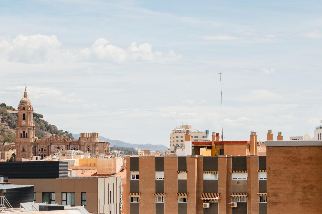 In The Historic Center Of Malaga, Very Close To The Beach And The Ave Train Station, With Private Parking Extérieur photo