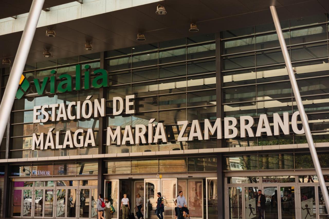In The Historic Center Of Malaga, Very Close To The Beach And The Ave Train Station, With Private Parking Extérieur photo
