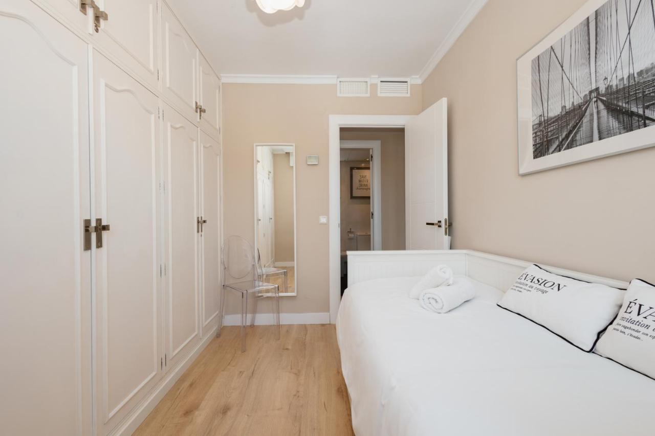In The Historic Center Of Malaga, Very Close To The Beach And The Ave Train Station, With Private Parking Extérieur photo