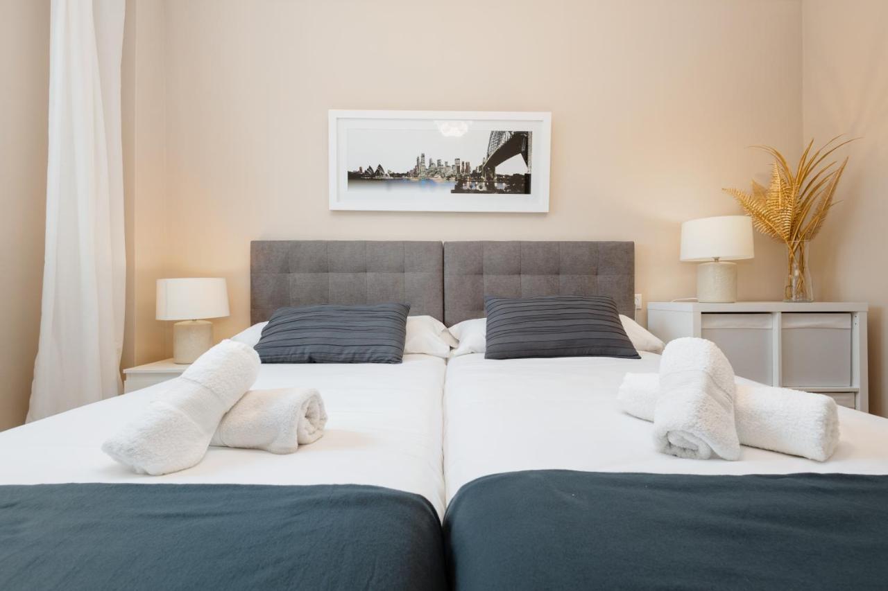In The Historic Center Of Malaga, Very Close To The Beach And The Ave Train Station, With Private Parking Extérieur photo