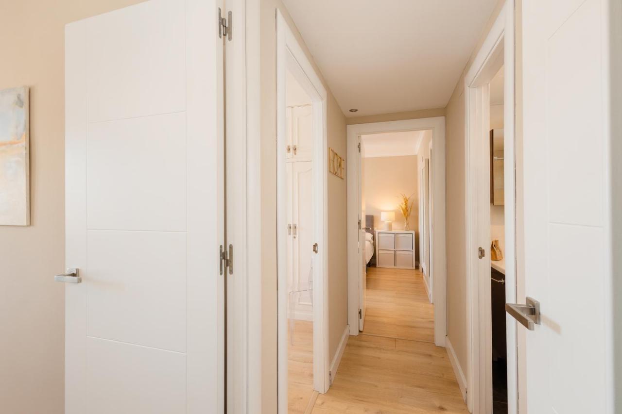 In The Historic Center Of Malaga, Very Close To The Beach And The Ave Train Station, With Private Parking Extérieur photo
