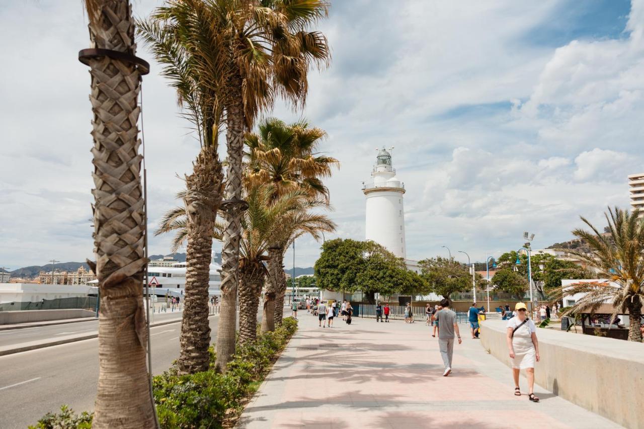 In The Historic Center Of Malaga, Very Close To The Beach And The Ave Train Station, With Private Parking Extérieur photo